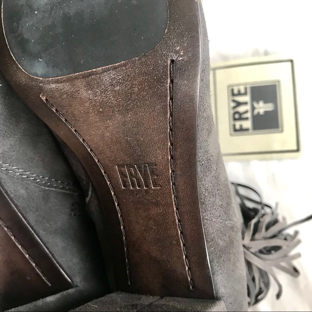 Frye Jodi Fringe Short Suede Trendy Ankle Bootie - Picture 14 of 16
